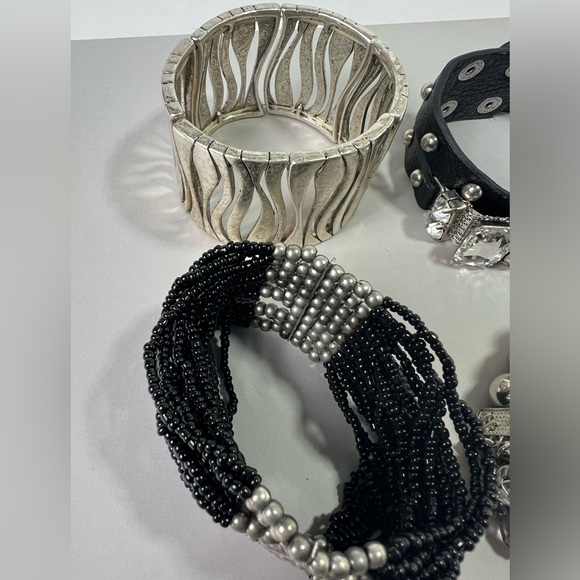 Jewelry Lot - Picture 6 of 16